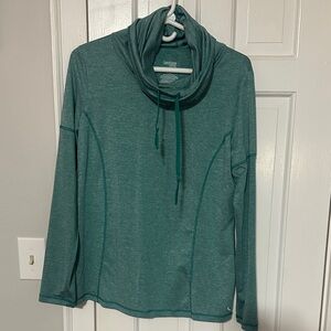 Danskin athletic long sleeve popover